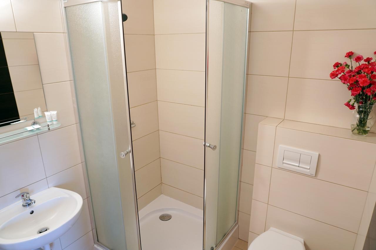 Dwor Świętoszówka Exterior foto